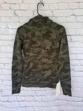 RARE Scuba Hoodie Savasana Camo Fatigue Green Size 4 NWT Lululemon